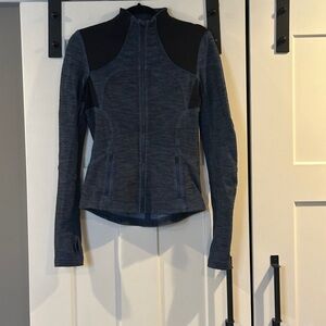 Lululemon Women's Black and Navy Jacket-XS/S adorable Lululemon jacket